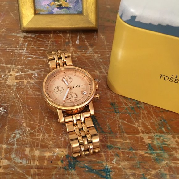 Women's Rose Gold Fossil Boyfriend Chronograph Watch, NWOT - Picture 2 of 6